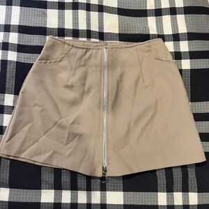 vintage staple tan adjustable skort! 🙈